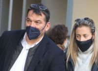 Αφροδίτη Σκαφίδα: Ερωτευμένοι στο κέντρο της Αθήνας μαζί με τον Πύρρο Δήμα Αφροδίτη Σκαφίδα: Ερωτευμένοι στο κέντρο της Αθήνας μαζί με τον Πύρρο Δήμα