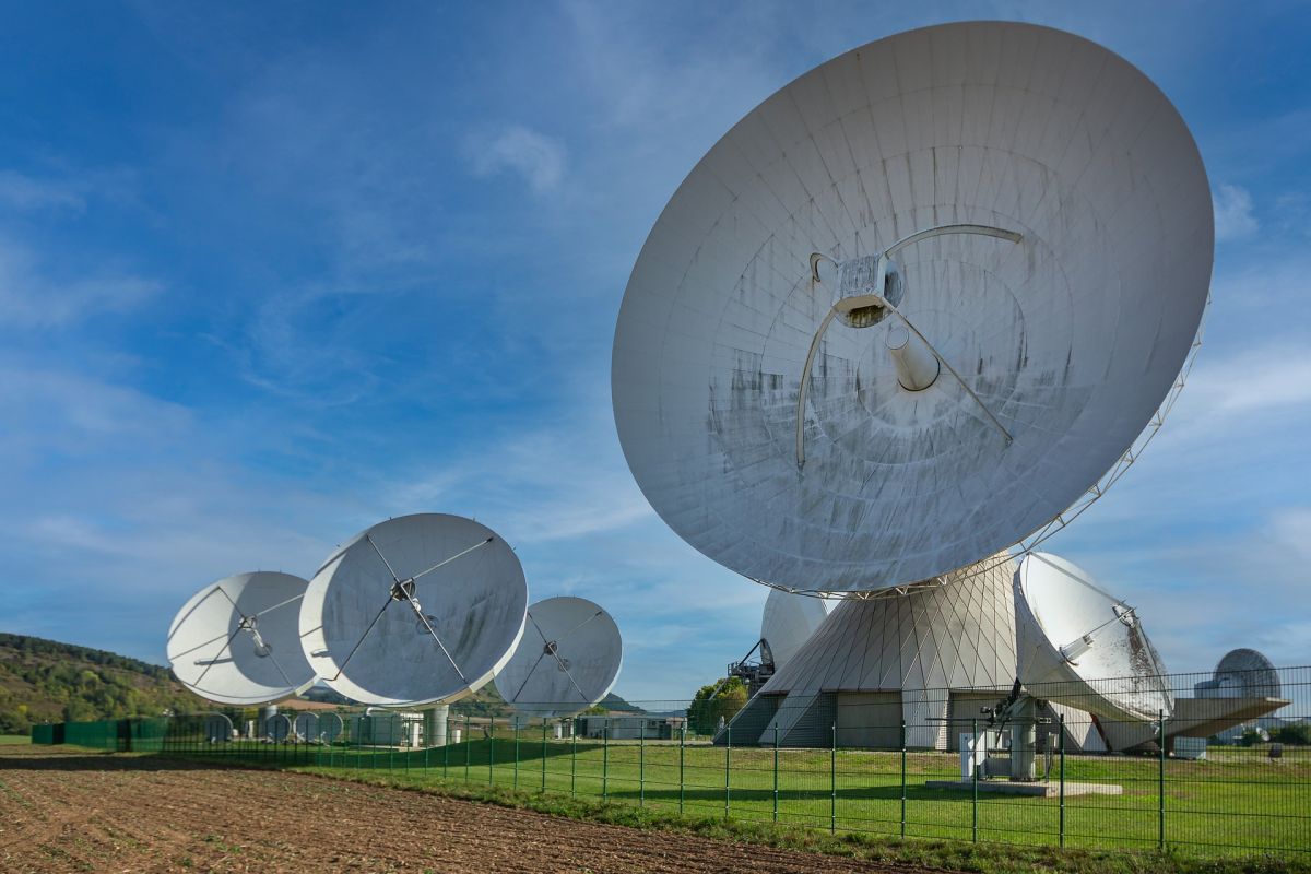 Starlink: Επίθεση απο γάτες δέχεται το δορυφορικό ίντερνετ του Μασκ