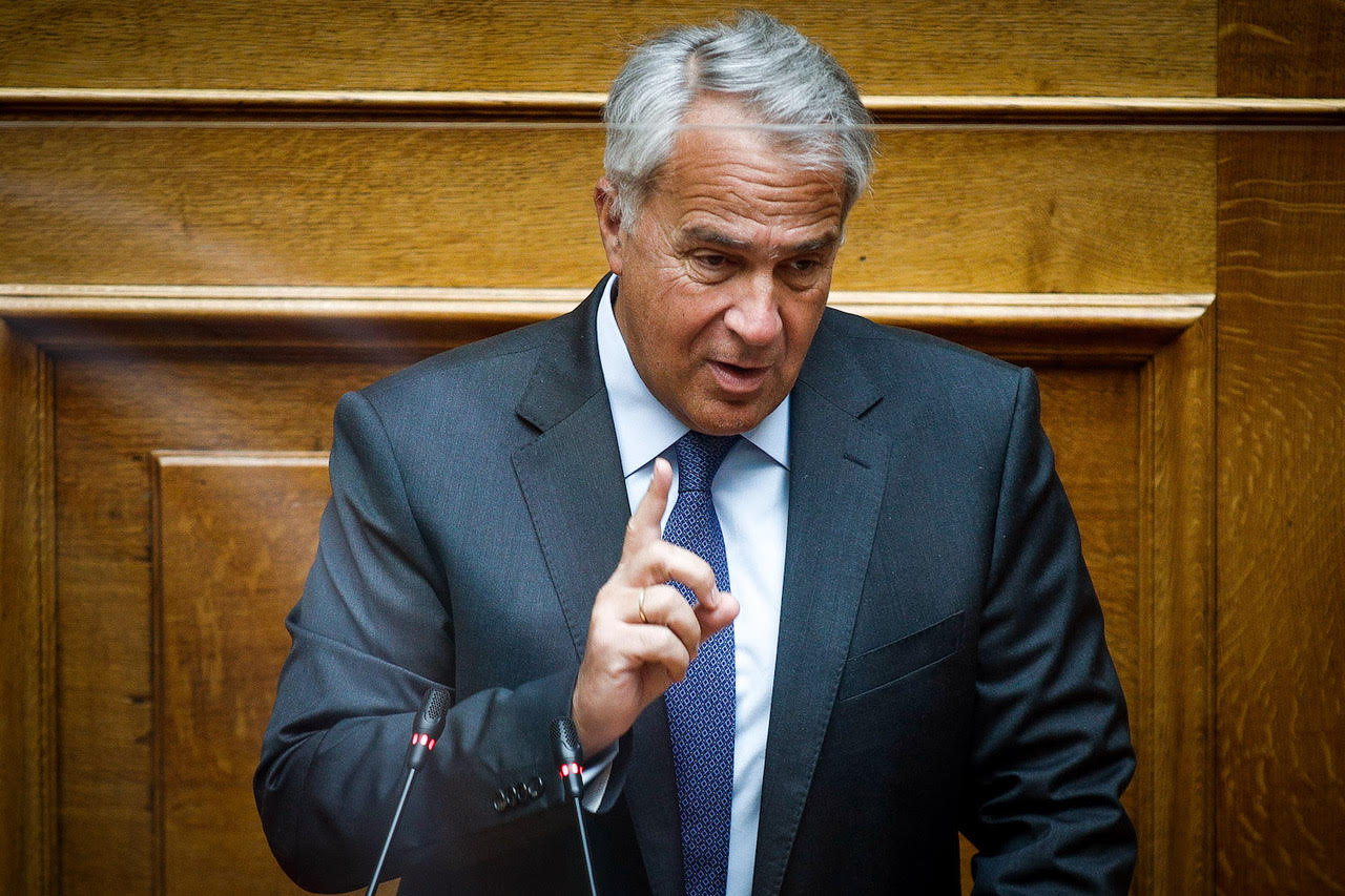 Βορίδης για δημόσιο: Τρεις ημέρες επιπλέον άδεια σε γονείς που τα παιδιά τους νοσούν με κορωνοϊό