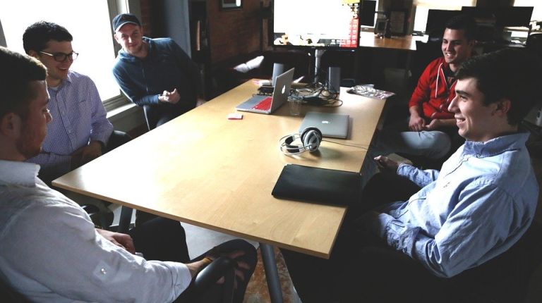 Ελλάδα startups: Η Ελλάδα στο χάρτη των επενδύσεων σε data centers, startups και hubs