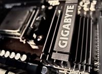 Intel: Ισχυρότεροι οι νέοι επεξεργαστές από τον Apple M1 Max Intel: Ισχυρότεροι οι νέοι επεξεργαστές από τον Apple M1 Max