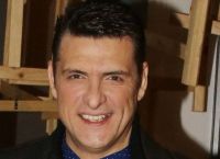 Χρίστος Αντωνιάδης: «Όταν σταμάτησα το φλερτ με την κόρη, μου την έπεφτε η μάνα της»