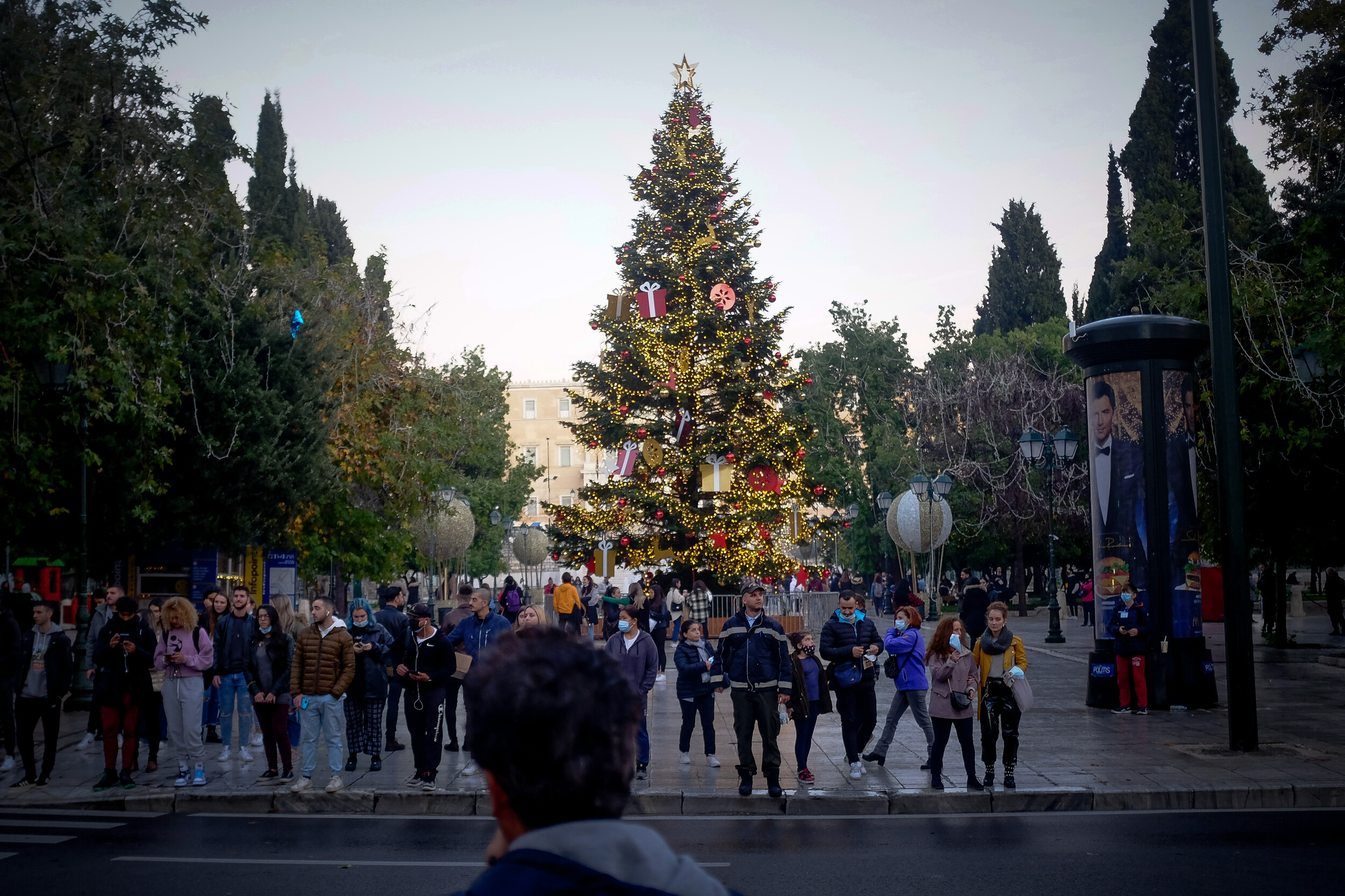 «Φώτα», αλλά με…κατεβασμένο το γενικό διακόπτη!