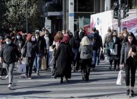Βατόπουλος: Δεν τελείωσε η πανδημία ούτε οι μάσκες