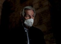 Κώστας Γαβράς: Το συγκινητικό αντίο στον Αλέκο Φασιανό