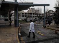 Εισβολή στο Νοσοκομείο Γεννηματάς: Με μαχαίρι και μπιτόνι βενζίνης 40χρονος απειλούσε γιατρούς