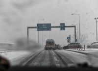Κακοκαιρία «Ελπίδα»: Έκλεισε η εθνική οδός στο ύψος της λεωφόρου Αθηνών
