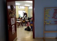 Κεραμέως: 4.784 προσλήψεις αναπληρωτών εκπαιδευτικών για τα «κενά της Όμικρον»