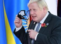 Τζόνσον: Πάρτι με 100 καλεσμένους στην Ντάουνινγκ Στριτ εν μέσω lockdown