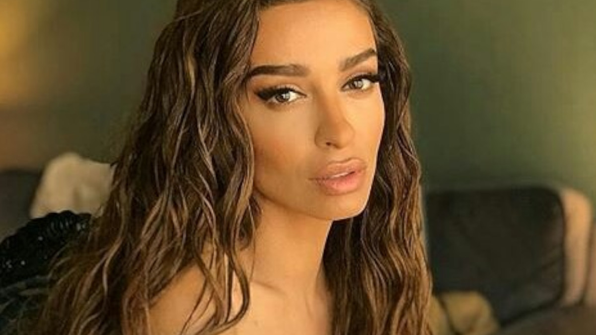 Το στρινγκ της Φουρέιρα που έριξε το instagram