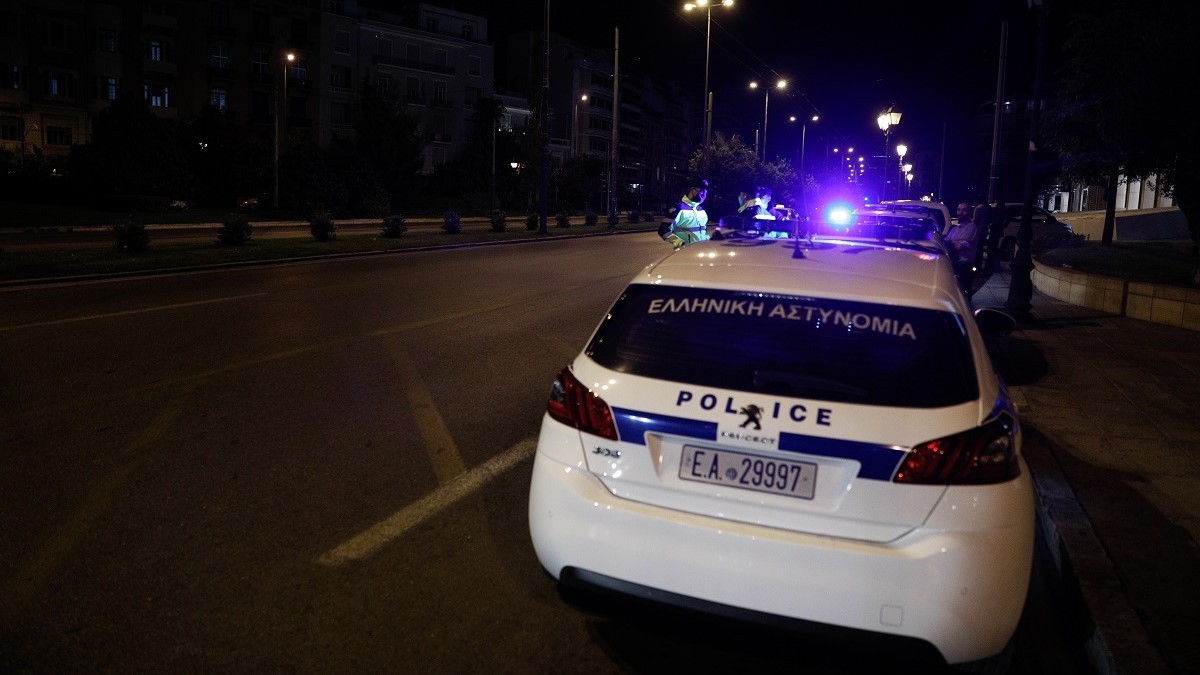 Θεσσαλονίκη: Επεισόδιο σε μπαρ στο κέντρο – Επιτέθηκαν με ρόπαλα