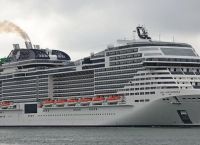 Ιταλία: Κρουαζιερόπλοιο με 150 κρούσματα έδεσε στη Γένοβα – Διέκοψε το ταξίδι του