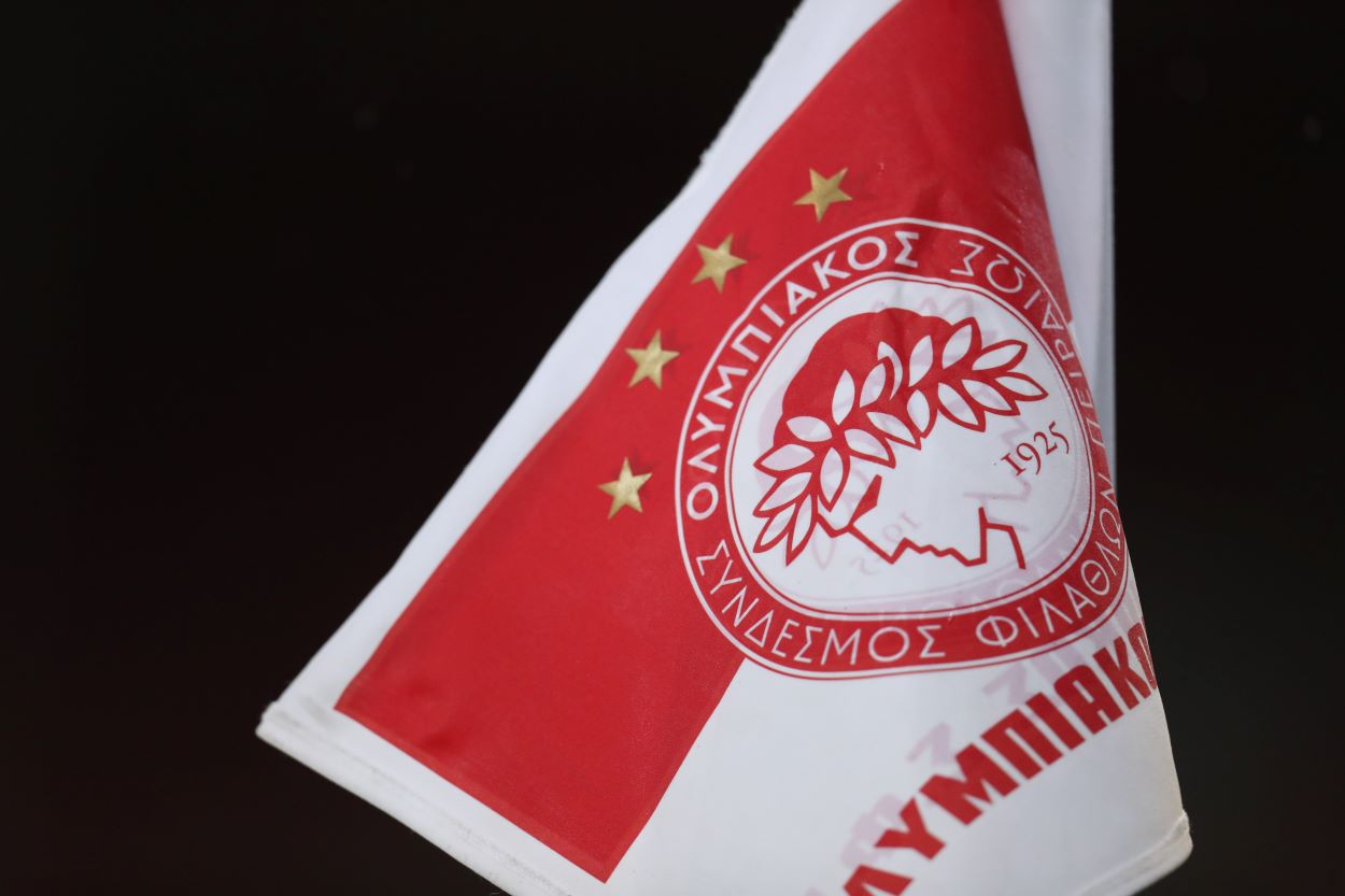 Κώστας Καραπατής: Πέθανε ο θρυλικός τερματοφύλακας του Ολυμπιακού