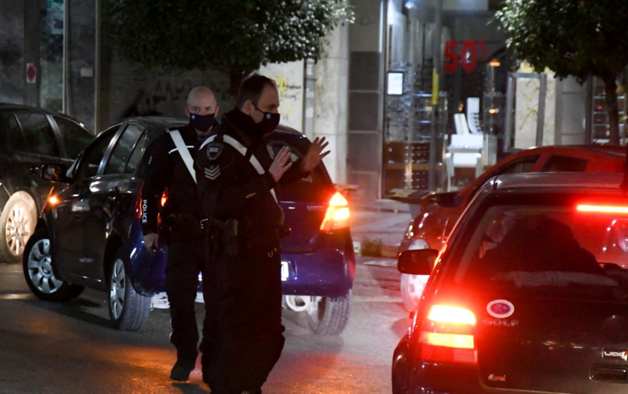 Παραβάσεις μέτρων κορωνοϊού 8/2: Μία σύλληψη – 3 αναστολές λειτουργίας και 347 πρόστιμα