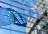 Οι ΥΠΕΞ της ΕΕ συζητούν τη χορήγηση περισσότερης βοήθειας στην Ουκρανία
