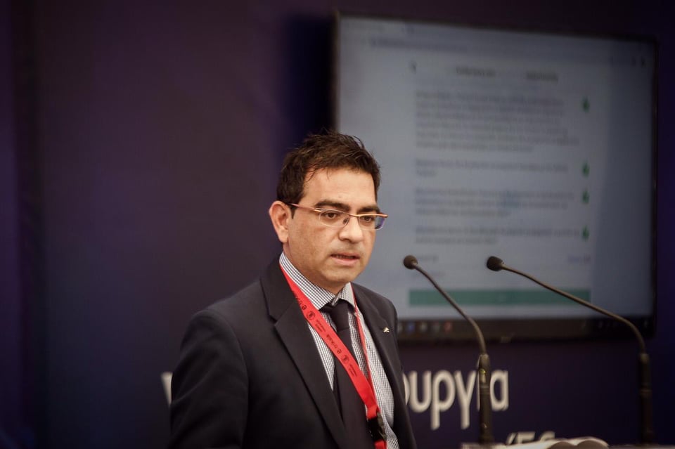 Γιώργος Σταμάτης: Παρουσίασε τέσσερις πυλώνες για την ισότιμη ένταξη των Ρομά