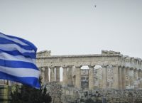 Ελληνική οικονομία: Θετική η 13η αξιολόγηση των θεσμών – Δόθηκε το «οκ» στην αύξηση του κατώτατου μισθού