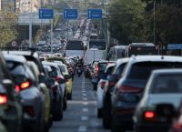 Λεωφόρος Συγγρού: Άνδρας απειλεί να αυτοκτονήσει