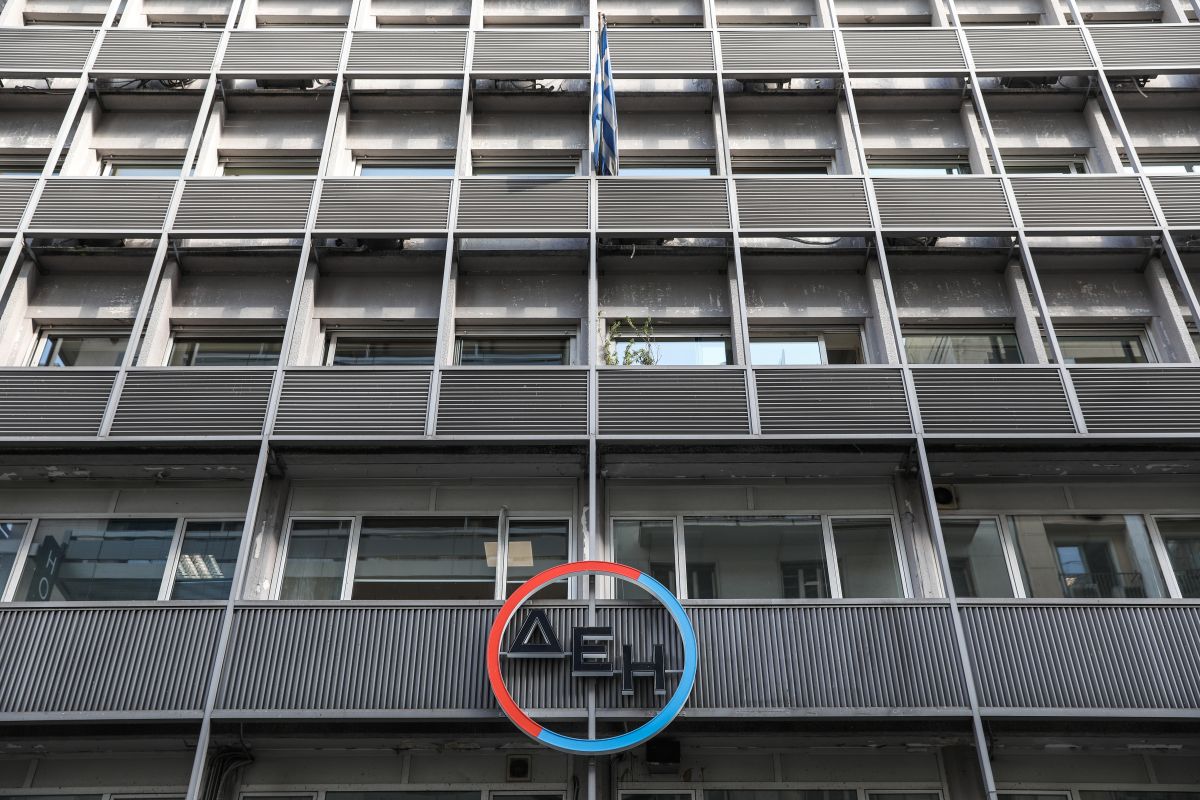 ΔΕΗ: Κανένας πελάτης σταθερού τιμολογίου δεν θα δει αύξηση στον λογαριασμό του