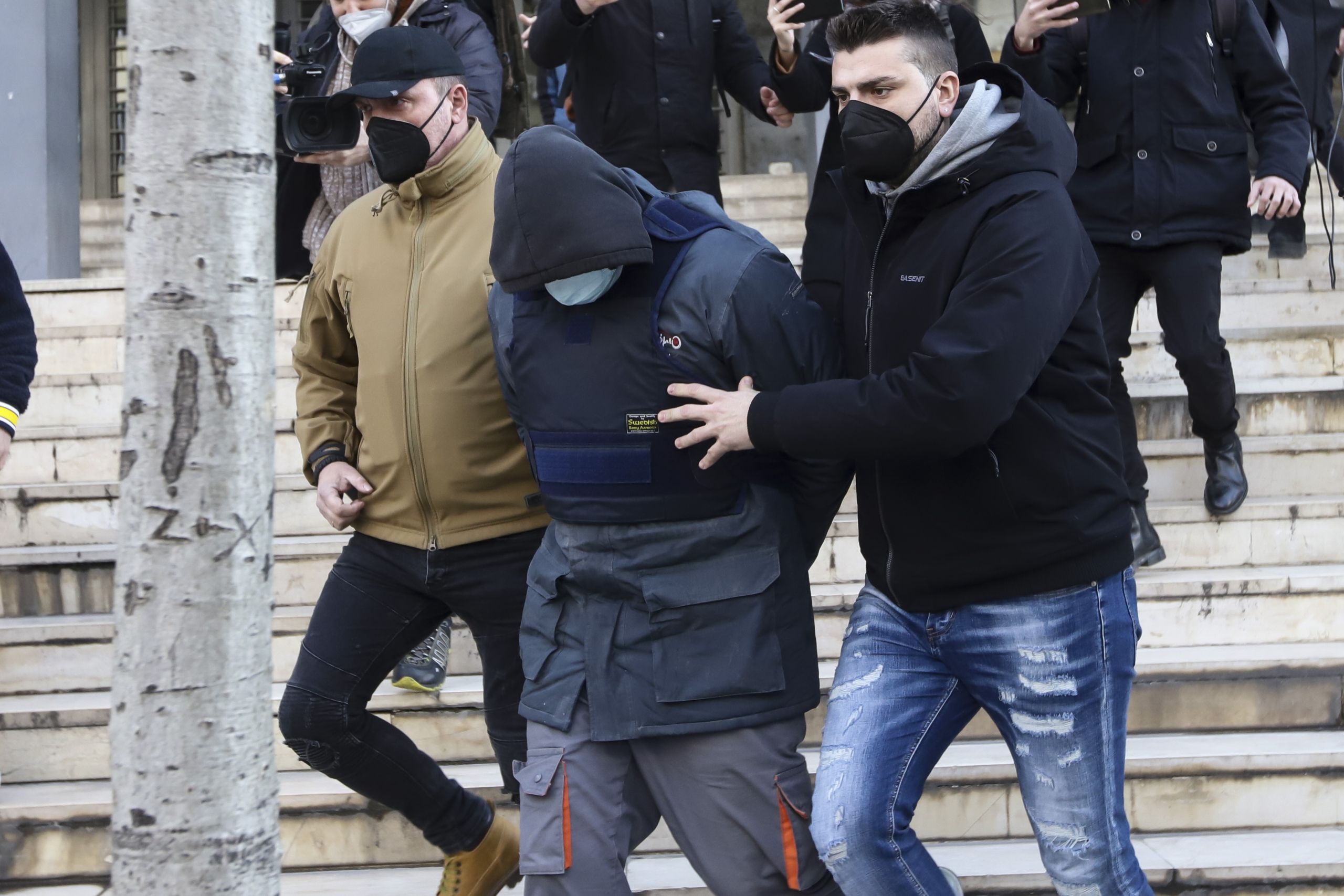 Δολοφονία Άλκη: Στον εισαγγελέα οι οκτώ συλληφθέντες