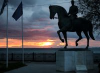 Καιρός σήμερα Τετάρτη 13/4: Αίθριος γενικά καιρός με τοπικές νεφώσεις