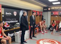 Oλυμπιακός – Εφές: Στα αποδυτήρια ο Γιώργος Αγγελόπουλος μετά την πρόκριση
