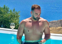 Νίκος Κοκλώνης – Tiktok: Το αστείο βίντεο με την μάχη του με το… ψυγείο