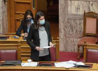 Κεραμέως: Voucher 200 ευρώ για τεχνολογικό εξοπλισμό, σε όλους τους εκπαιδευτικούς