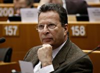 Διαγραφή Κύρτσου: Μήνυμα ή «ανάγκη»