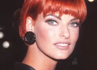 Linda Evangelista: “Δεν κοιτάω πια στον καθρέφτη, δεν μοιάζω με εμένα”
