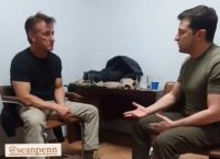 Στην Ουκρανία ο Σον Πεν: Γυρίζει ντοκιμαντέρ για τη ρωσική εισβολή [pics]