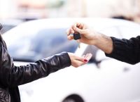 ΕΛΣΤΑΤ: Σε πτωτική τροχιά οι πωλήσεις των οχημάτων