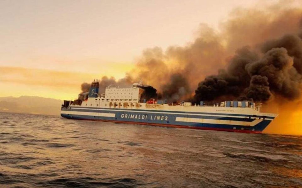 Φωτιά σε πλοίο στην Κέρκυρα: Ο επιβάτης που έζησε και την τραγωδία του Norman Atlantic