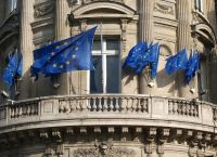 Ευρωπαϊκή Ένωση: Τι ζητά ο επόπτης από τους οίκους αξιολόγησης