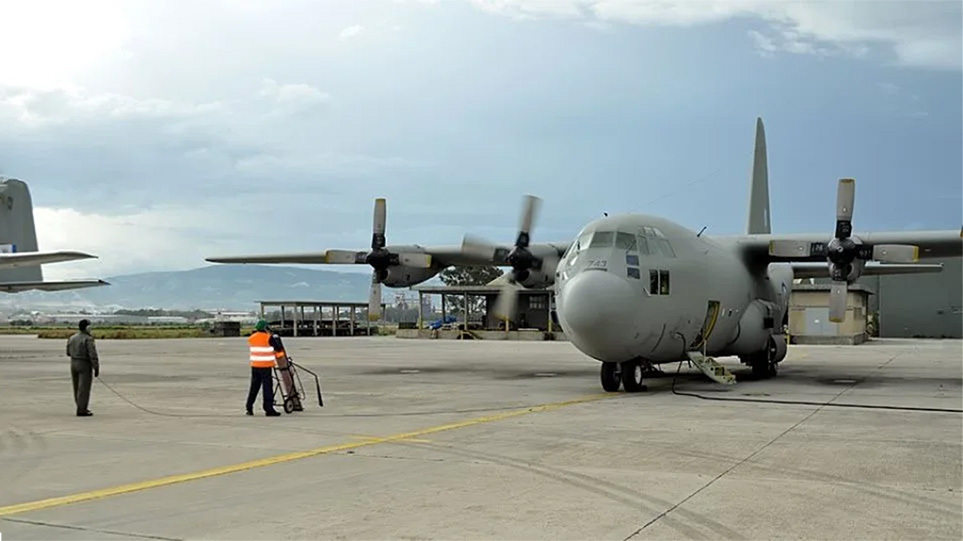 Ουκρανία: Δύο C-130 με οπλισμό από την Ελλάδα – Δύο cargo με ανθρωπιστική βοήθεια