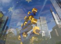 Ευρωζώνη: “Καμπανάκι” για την οικονομία και τον πληθωρισμό – Τι φοβούνται οι αγορές Ευρωζώνη: “Καμπανάκι” για την οικονομία και τον πληθωρισμό – Τι φοβούνται οι αγορές