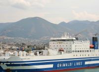 Φωτιά στο «Εuroferry Olympia»: Η απάντηση του Ομίλου Grimaldi στις καταγγελίες οδηγών φορτηγών