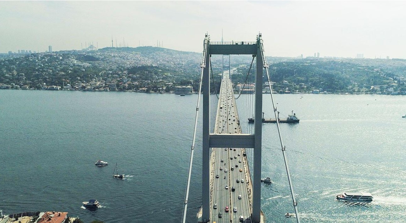 Πόλεμος στην Ουκρανία: Κλείνει τον Βόσπορο για τα ρωσικά πολεμικά η Τουρκία