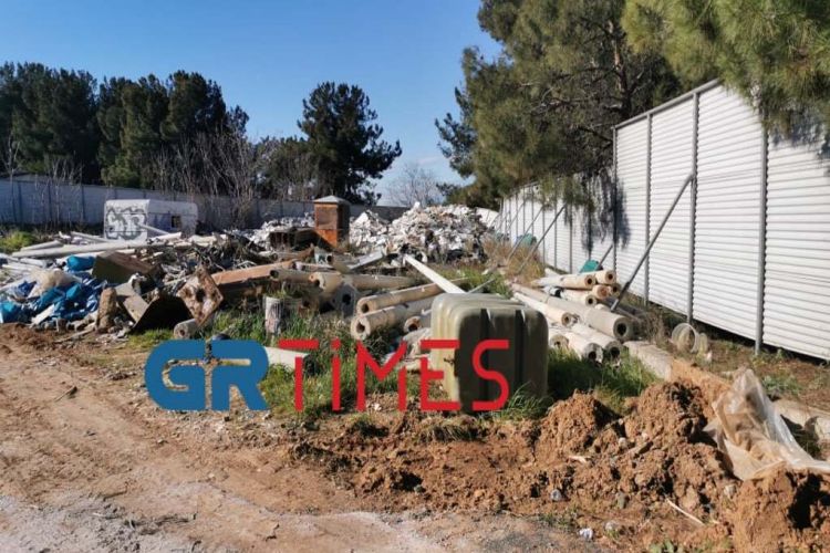 Εξαμηνίτικο το βρέφος που βρέθηκε νεκρό στη Θεσσαλονίκη – Ίσως ήταν σε φορμόλη, λέει η ιατροδικαστής [vid]