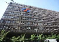 Παρέμβαση του Ρουβίκωνα με βαριοπούλες στο Μέγαρο του ΟΣΕ
