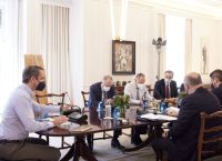 Οπαδική βία: Η κυβέρνηση ανακοινώνει αύριο στις 11:30 τις νομοθετικές πρωτοβουλίες