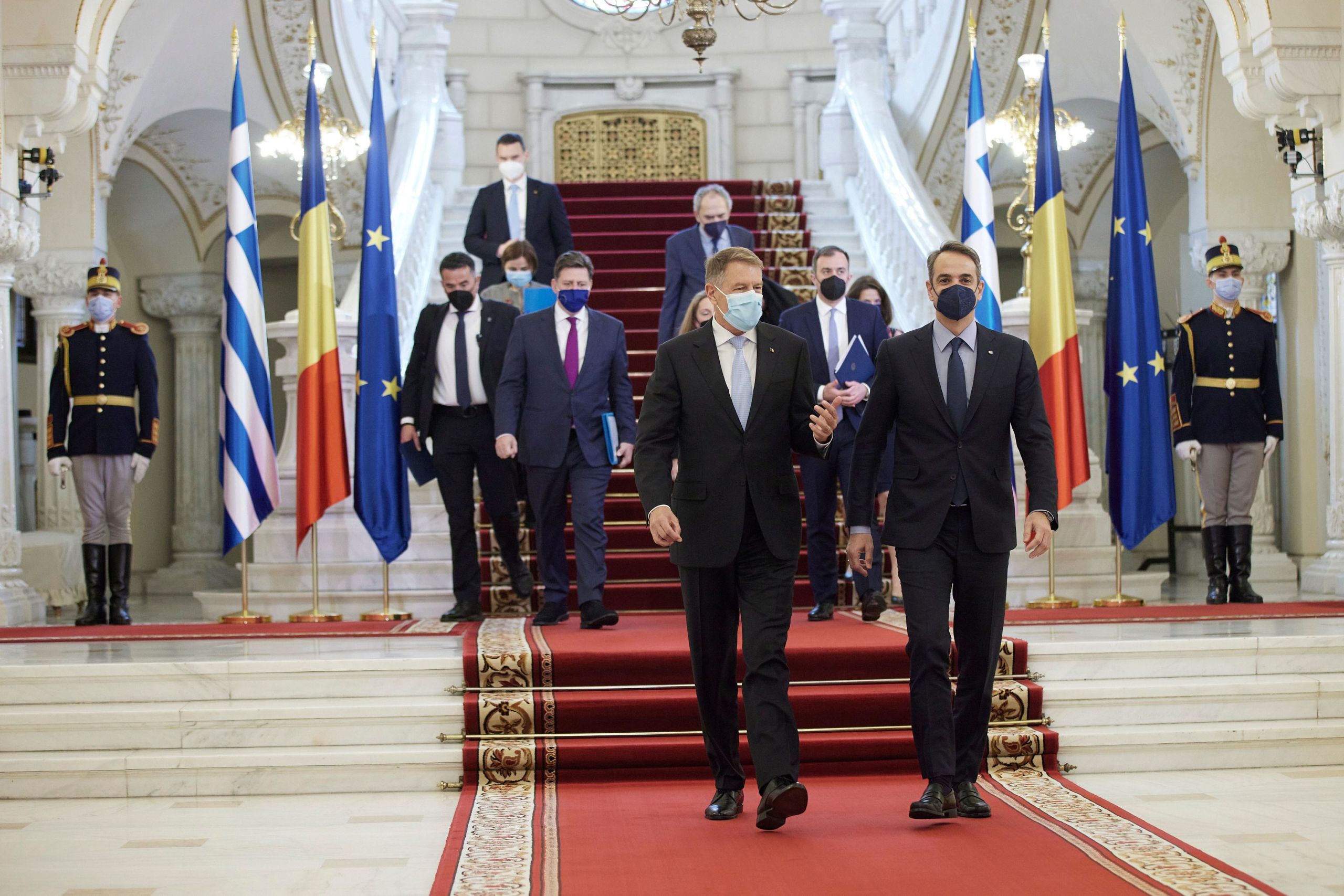 Κυριάκος Μητσοτάκης: Οι Ευρωπαίοι πρέπει να λάβουν έκτακτα μέτρα στήριξης νοικοκυριών και επιχειρήσεων