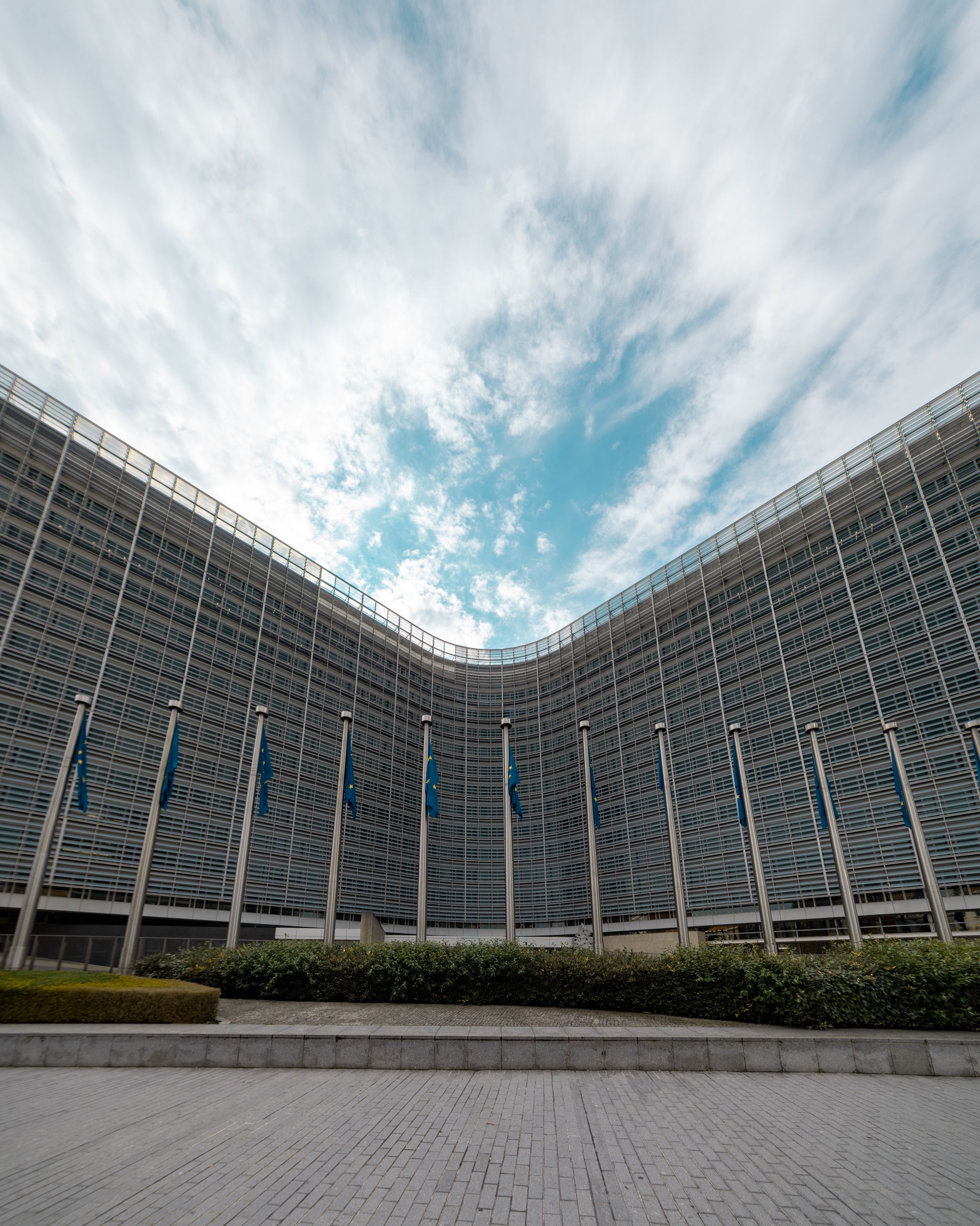 Η Κομισιόν καλεί την Ελλάδα να επικαιροποιήσει τους χάρτες κινδύνων πλημμύρας
