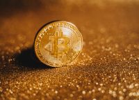Κρυπτονομίσματα: Μετά το bitcoin που στρέφουν το ενδιαφέρον τους οι επενδυτές
