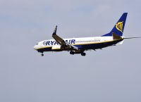 Ryanair: Απειλεί να αποχωρήσει από τα ελληνικά αεροδρόμια – Κλείνει τη βάση στη Ρόδο