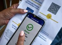 Πιστοποιητικά εμβολιασμού: Την κατάργηση τους εισηγούνται οι εμπειρογνώμονες