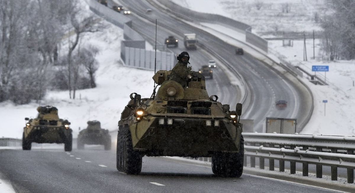 Η Ευρώπη «απειλείται ανοιχτά» λένε 350 ηγέτες που συσπειρώνονται κατά της ρωσικής «επιθετικότητας»