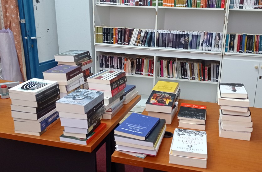Μέγαρο Μαξίμου:  Άμεση ανταπόκριση στο αίτημα ΕΠΑΛ Αγρινίου για αποστολή λογοτεχνικών βιβλίων
