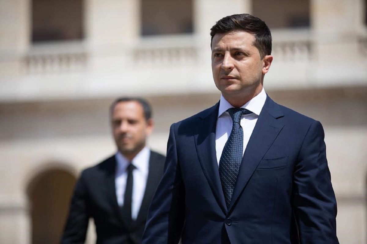 «Θέλω πολεμοφόδια, όχι μεταφορικό», απαντά ο Ζελένσκι στις ΗΠΑ