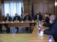 Μπλόκα αγροτών: Συνεχίζονται οι κινητοποιήσεις